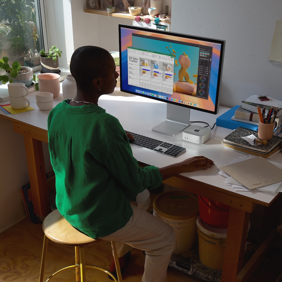Mac_mini_with_M4_Silver_PDP_Image_Position_6__TH-TH