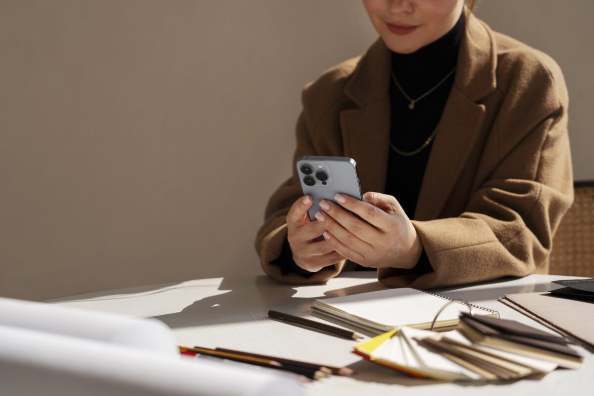 รับงานตัดต่อวิดีโอ ไอโฟน